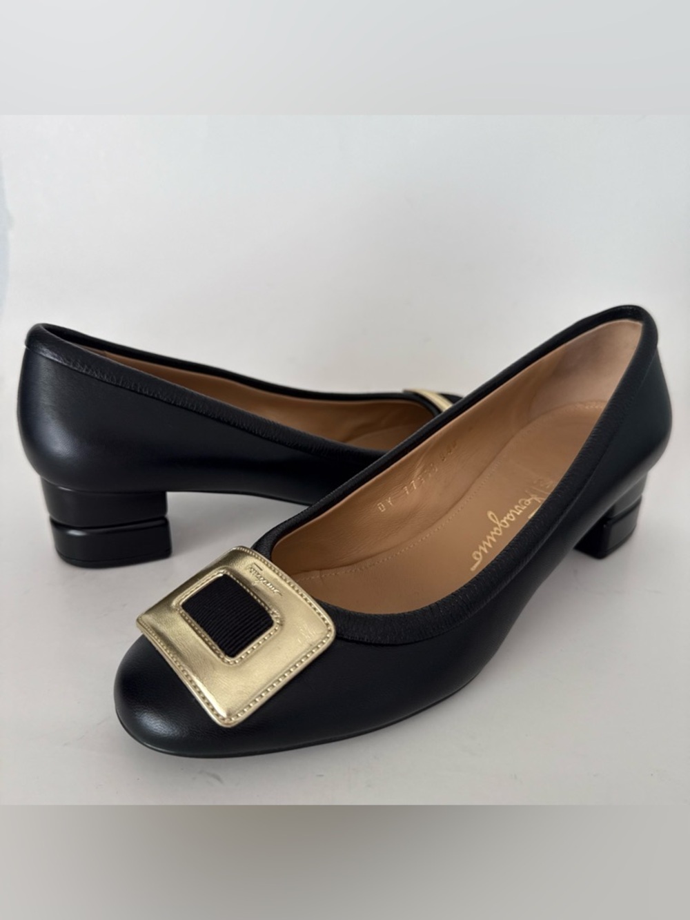 EUC Salvatore Ferragamo Black Leather Gold Buckle Block Heel Pumps